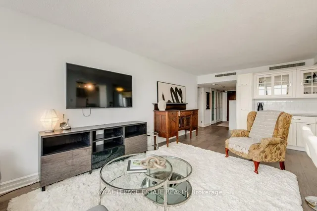 Additional image 2 of 160 Alton Towers Circ Unit 1012