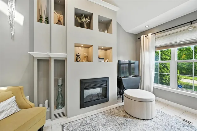 Additional image 17 of 1085 Harrogate Dr Unit 23