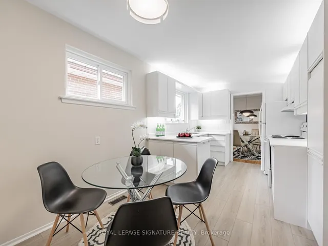 Additional image 15 of 23 Rainier Sq