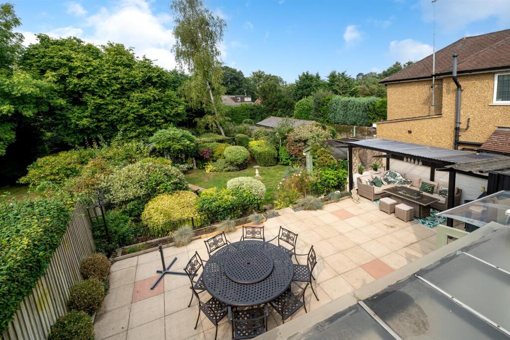 Additional image 39 of Mile House Lane, St Albans