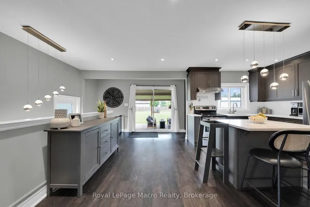 Additional image 11 of 424 Second Rd