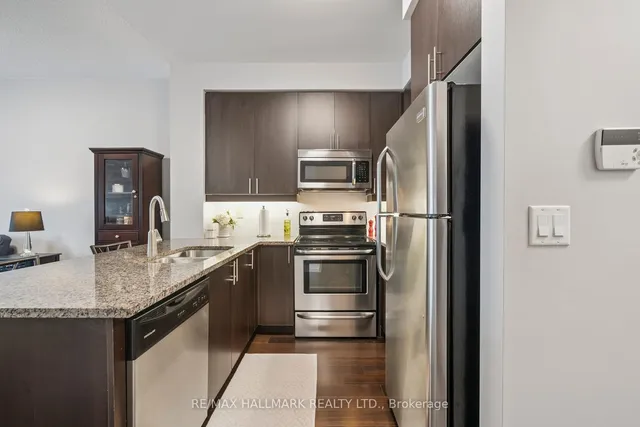 Additional image 6 of 1185 The Queensway Unit 1006