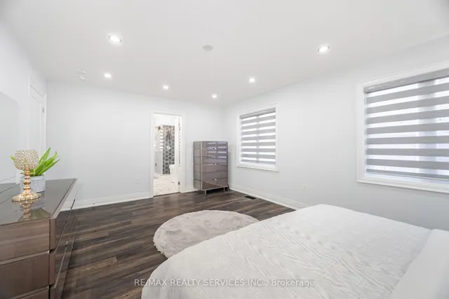 房产图片 30 - 49 Puffin Cres