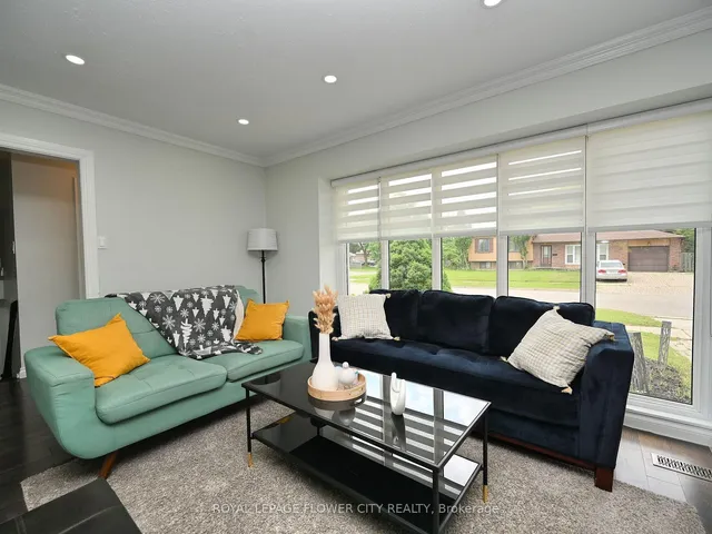 Additional image 10 of 2 Aintree Cres