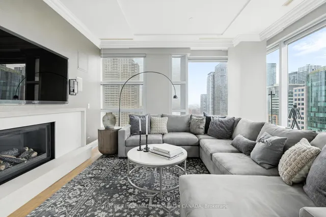 Additional image 3 of 183 Wellington St Unit 2501