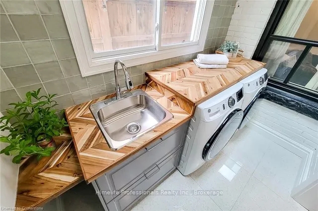 Additional image 22 of 116 Locke St