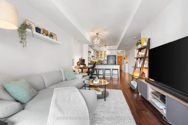 Additional image 3 of 168 King St Unit 1111