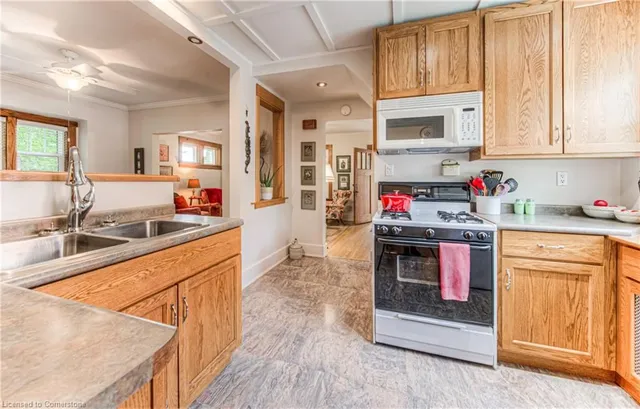 Additional image 14 of 120 Moore Ave