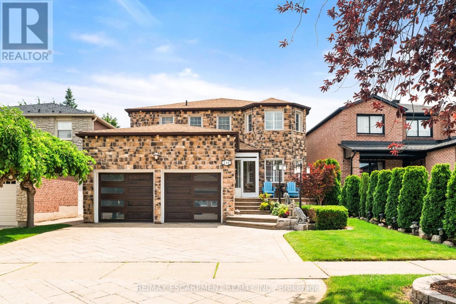 286 WINFIELD TERRACE|Mississauga (Hurontario), Ontario L5R1N3