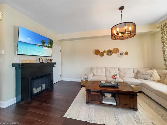 Additional image 16 of 99 Bloom Cres