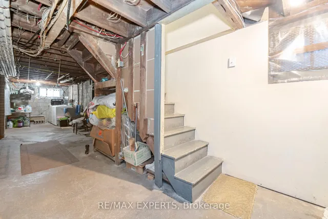 Additional image 42 of 121 Belsize Dr