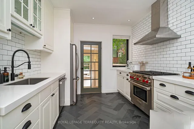 Additional image 12 of 14 Badgerow Ave