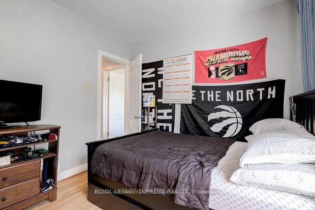 Additional image 10 of 74 Roberta Dr