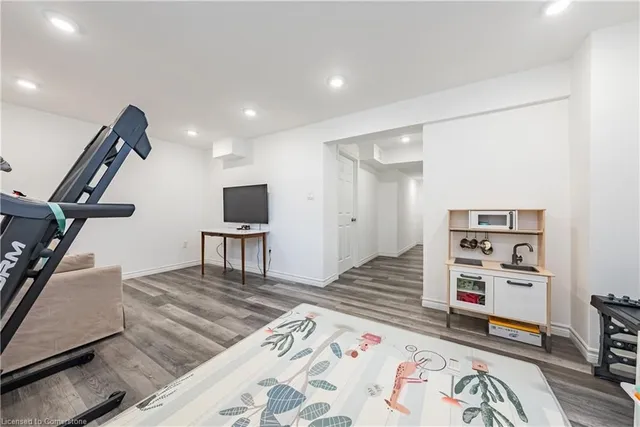 Additional image 23 of 1890 Rymal Rd Unit 160