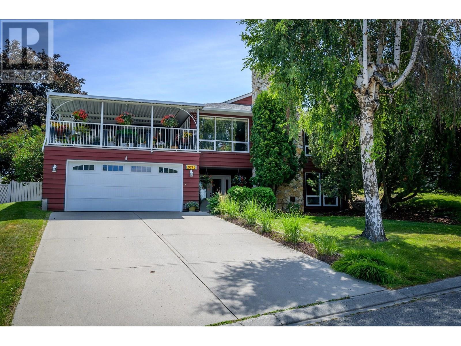 2073 Holyrood Place|Kamloops, British Columbia V1S1E7