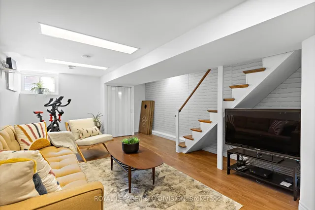 Additional image 26 of 123 Drayton Ave