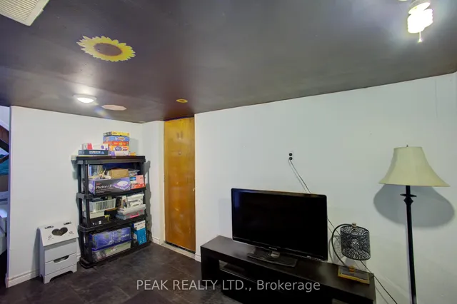 Additional image 32 of 20 Dunham Ave