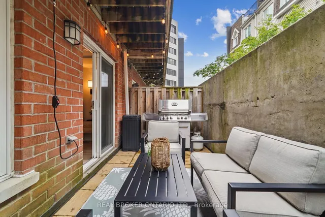 Additional image 22 of 18 Laidlaw St Unit 1016