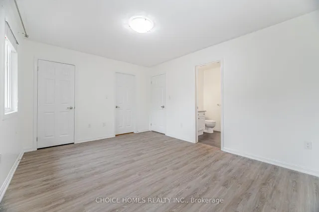 房产图片 26 - 319 麦克杜格尔交汇处