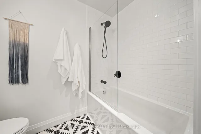 Additional image 19 of 75 Laws St