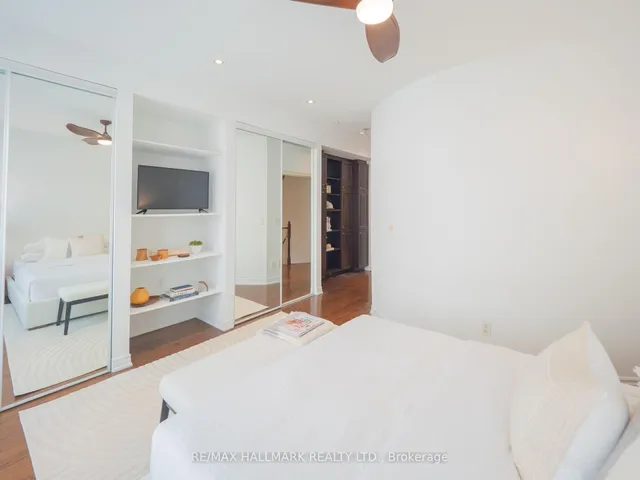 Additional image 20 of 1968 Bloor St Unit 11