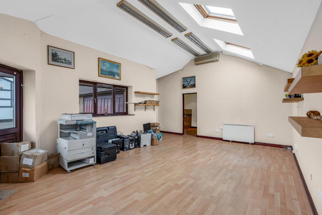 Additional image 34 of Reynards Road, Welwyn