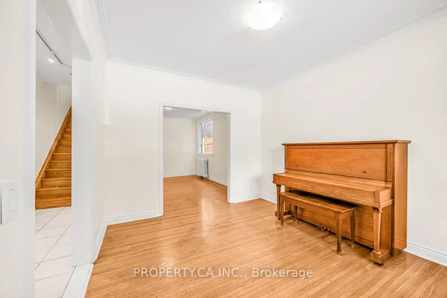 Additional image 4 of 889 Palmerston Ave