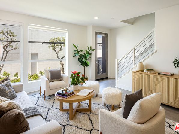 6067 W Studio Ct, Los Angeles, CA 90038