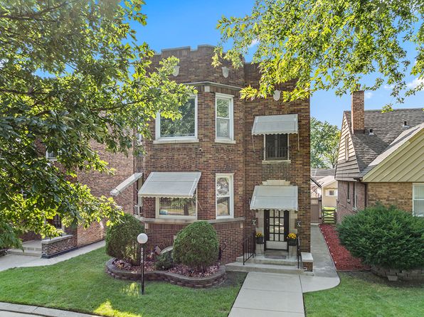 8030 S Trumbull Ave, Chicago, IL 60652
