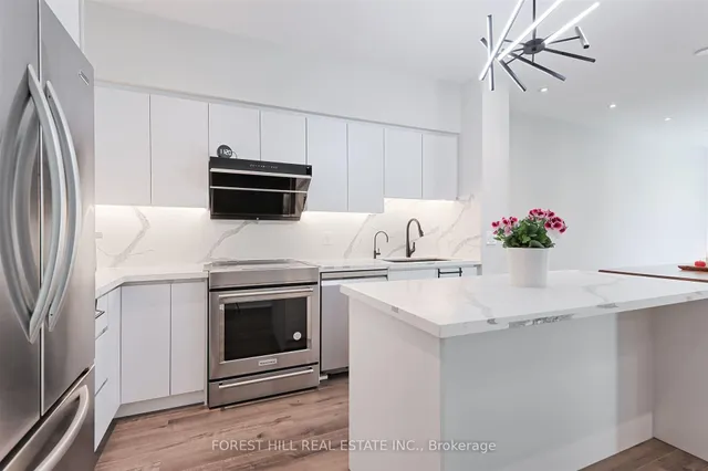 Additional image 27 of 35 Brian Peck Cres Unit TH 120