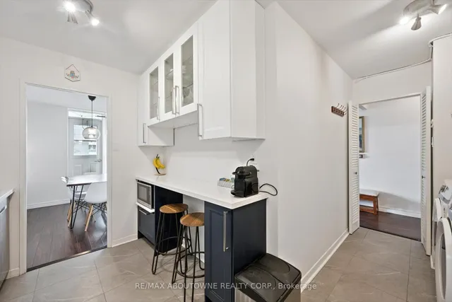 房产图片 16 - 多伦多南港街65号1002单元