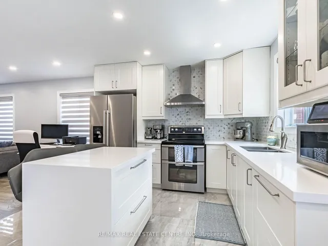 Additional image 17 of 52 Mozart Cres