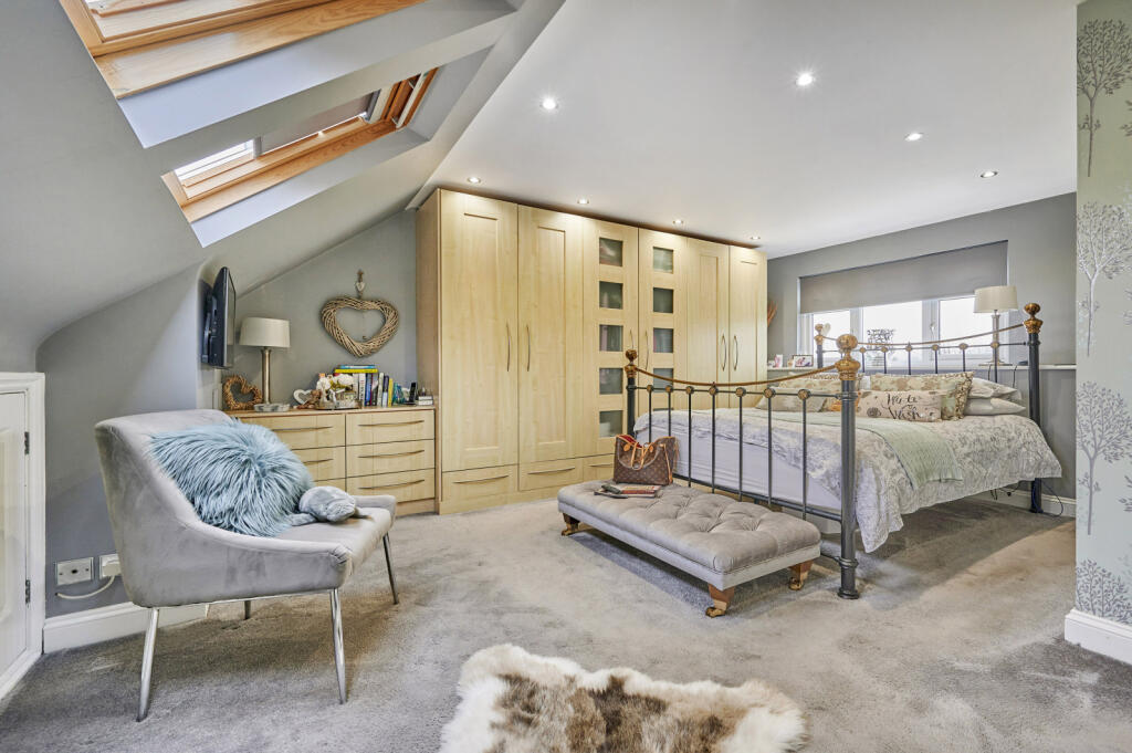 Additional image 9 of Green Lane, St. Albans, Hertfordshire, AL3