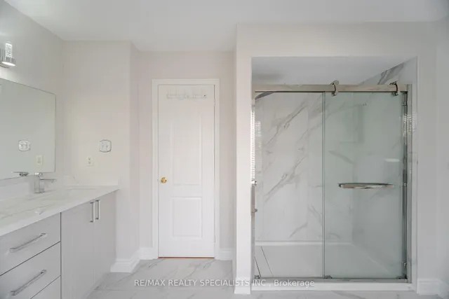 Additional image 30 of 20 Irene Cres