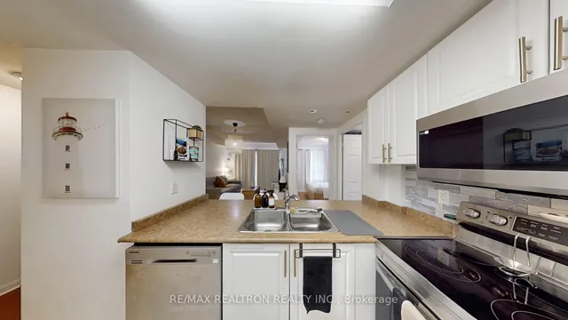 Additional image 19 of 3041 Finch Ave Unit 2052