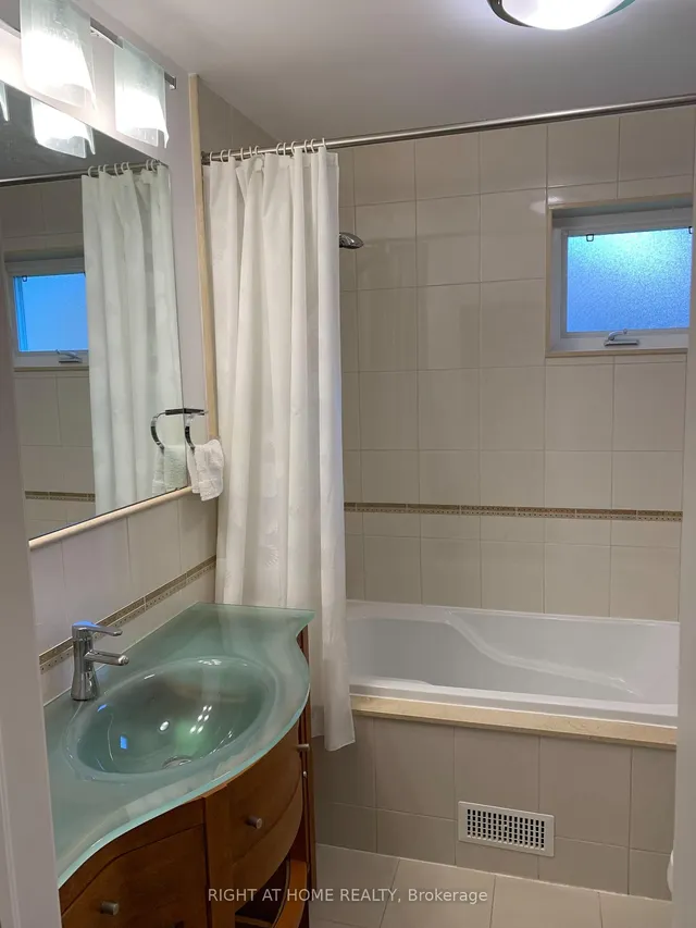 Additional image 12 of 66 Dewlane Dr