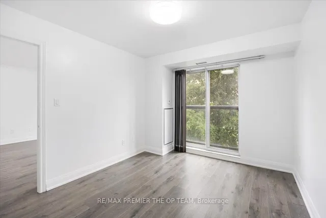 房产图片 25 - 多伦多斯帕迪纳路800号401单元