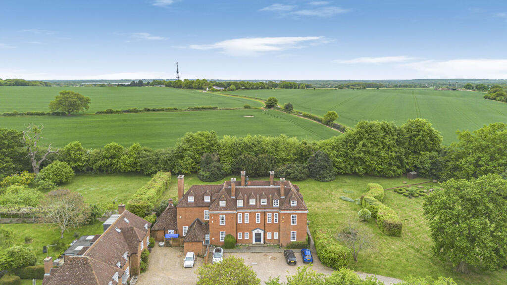 Additional image 22 of Fairshot Court, Woodcock Hill, Sandridge, St. Albans, Hertfordshire