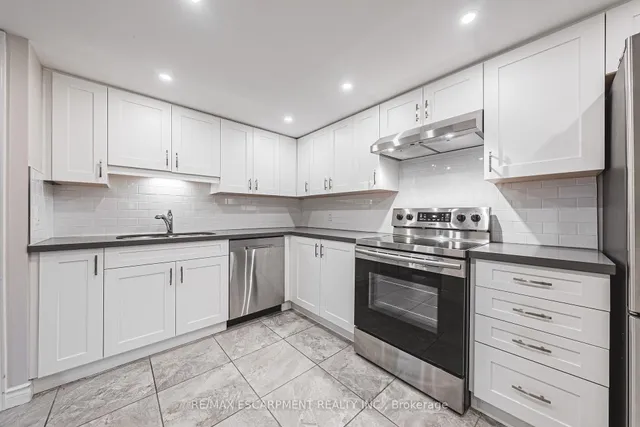 Additional image 12 of 150 WILSON St Unit 215