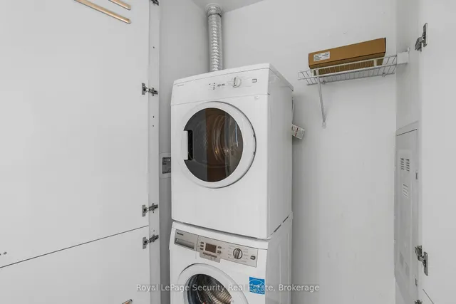 Additional image 8 of 629 King St Unit 320