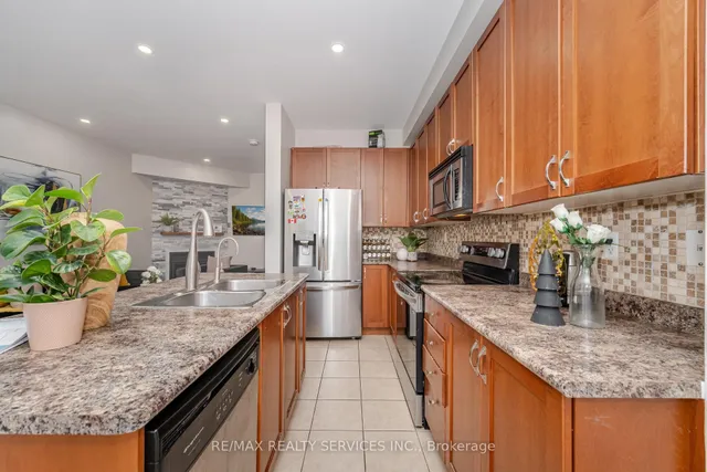 房产图片 12 - 10 Deepcoral Crt