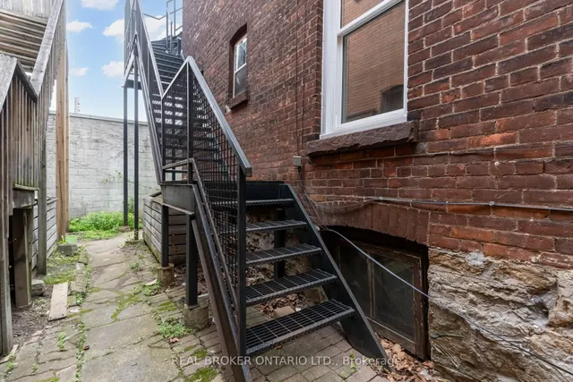 Additional image 37 of 55 Young St