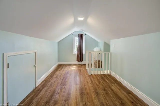 Additional image 20 of 151 Walter Ave