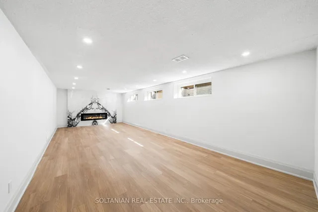 Additional image 32 of 21 Tally Lane