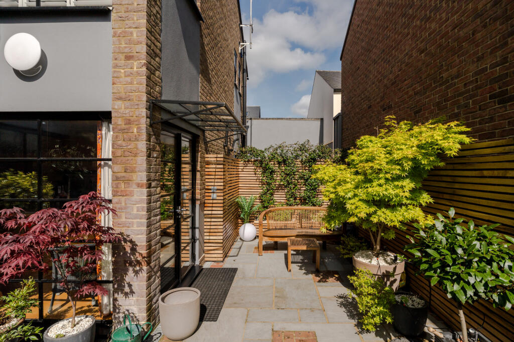 Additional image 13 of Grange Street, St Albans, Hertfordshire