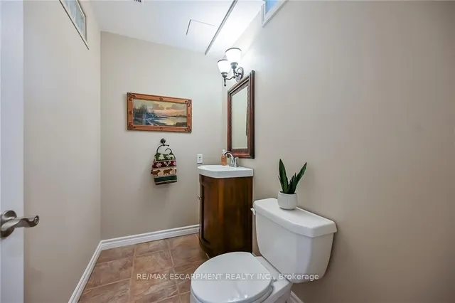 Additional image 40 of 15 Pelham Dr