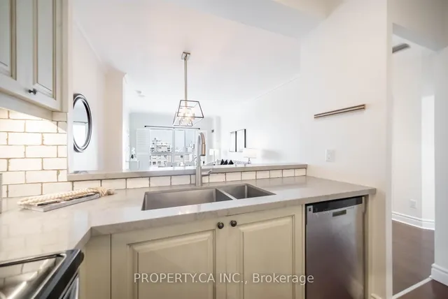 Additional image 8 of 398 Eglinton Ave Unit PH6