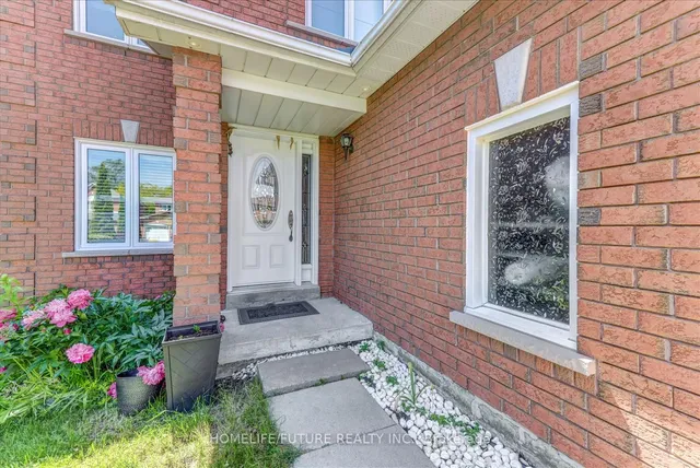 Additional image 11 of 10 Hania Terr