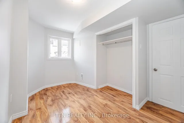 Additional image 22 of 51 Portrush Tr