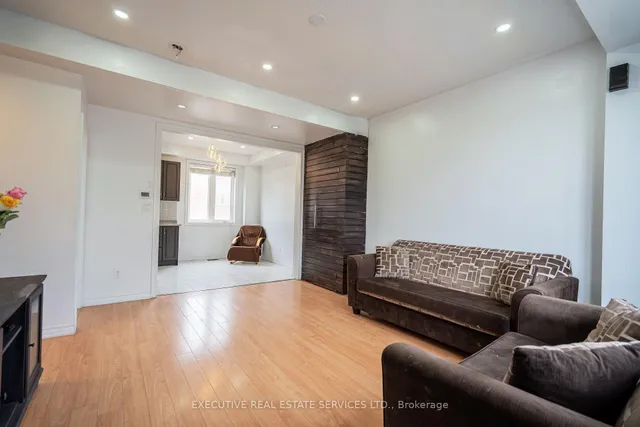 Additional image 14 of 5 Sprucewood Rd